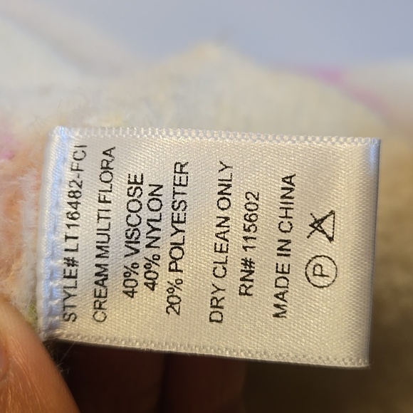 Lush Cropped Viscose Fuzzy Button Front Colorful Daisy Cardigan NWOT - Picture 11 of 11